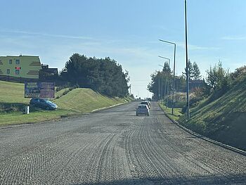 ściągnięta nawierzchnia na odcinku ulicy Cieszyńskiej 