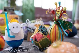 Pisanki wykonane różnymi technikami.