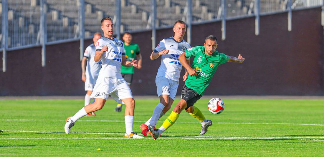 Zdjęcie przedstawia mecz GKS-u.