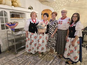 Pamiątkowe zdjęcie gospodyń
