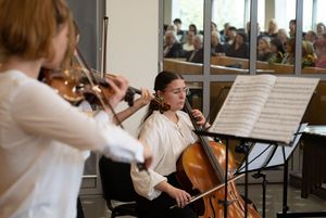 uroczystość wręczenia nagród nauczycielom w sali obrad rady miasta
