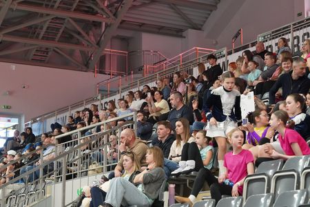 Ludzie na widowni podczas turnieju