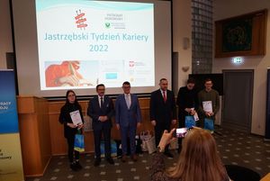 Zdjęcie przedstawia uroczystość podsumowania XIV edycji Jastrzębskiego Tygodnia Kariery
