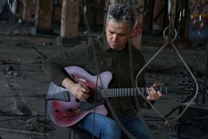 Nagrania do teledysku - portret gitarzysty