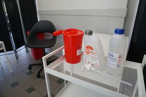 Wnętrze punktu szczepień - miejsce szczepienia