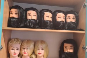 Głowy modelowe treningowe.