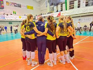 Narada juniorek młodszych w kółczeku 