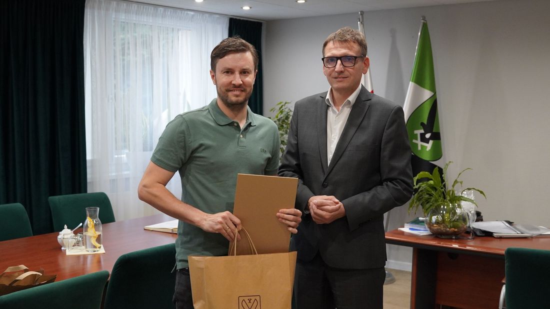 Zdjęcie przedstawia wizytę Bogdana Szczebaka.