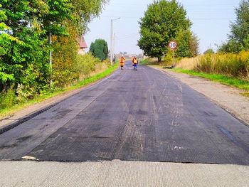 Nowy asfalt na Pochwaciu