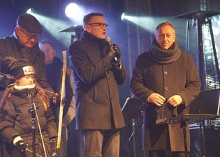 Prezydent i I Zastępca przemawiają na scenie
