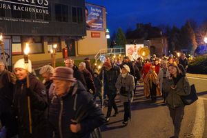 Zdjęcie przedstawia Orszak Trzech Króli.