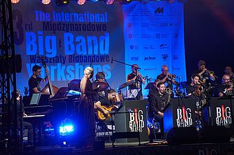 Aga Zaryan i Big Band Śląski na scenie