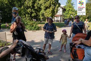 Wycieczki z przewodnikiem po Parku.