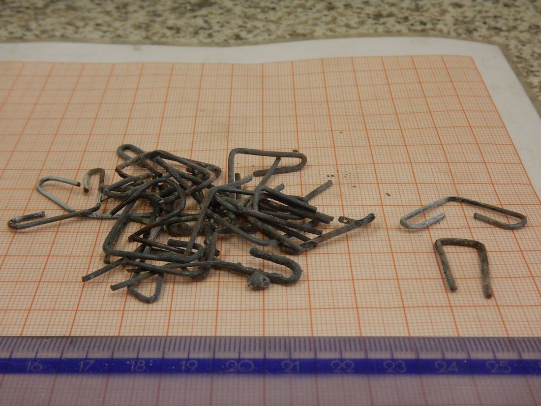 Niedozwolone odpady, które były spalane w piecu