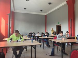 Zdjęcie przedstawia eliminacje do Ogólnopolskiego Turnieju Wiedzy Pożarniczej.