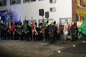 Zdjęcie przedstawia odsłonięcie mozaiki na KWK"Zofiówce".