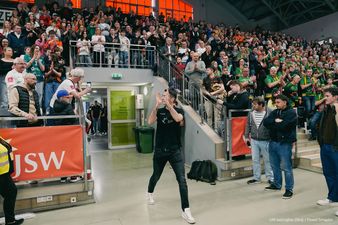 Nicolas Szerszeń dziękuje kibicom