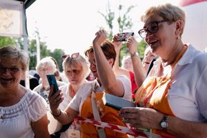 Bicie rekordu w sałatce jarzynowej.
