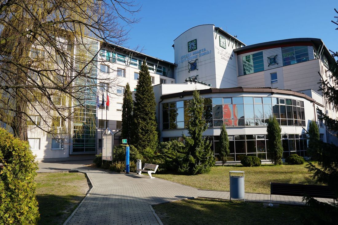 Zdjęcie poglądowe przedstawiające Urząd Miasta w Jastrzebiu-Zdroju.