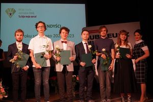 Wręczenie dyplomów.