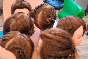 Głowy modelowe treningowe.