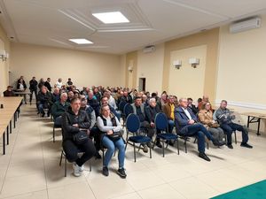 mieszkańcy podczas zebrania