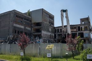 Prace rozbiórkowe na terenie Łaźni Moszczenica