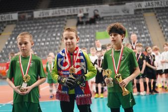 Dekoracja piłkarzy ROWu Rybnik