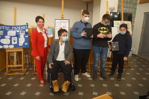 uczestnicy konkursu PRZEMOC#DAJ(e)SYGNAŁ