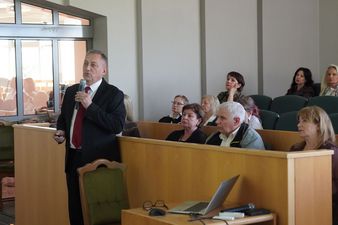 Grzegorz Dulemba podczas prezentacji