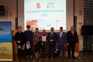 Zdjęcie przedstawia uroczystość podsumowania XIV edycji Jastrzębskiego Tygodnia Kariery
