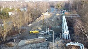 Widok z lotu ptaka na wiadukt na alei Piłsudskiego