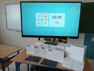 monitor interaktywny