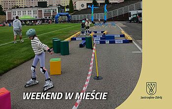 Grafika obrazująca dzieci na rolkach i napis Co na weekend