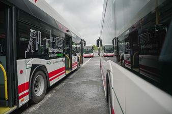 Autobus widok z boku