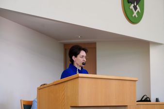 radna Anna Hetman na mównicy