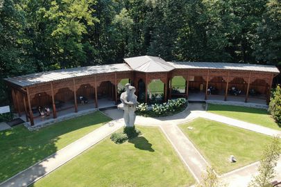 inhalatorium w parku zdrojowym widok z góry