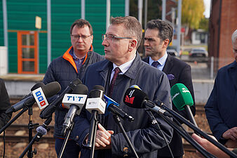 Prezydent Michał Urgoł przemawia do mikrofonu