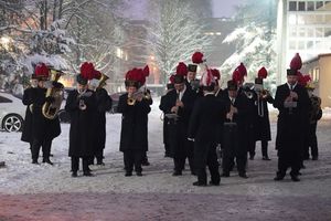 Zdjęcie przedstawia odsłonięcie mozaiki na KWK"Zofiówce".