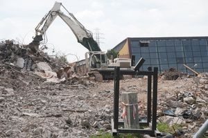 Prace rozbiórkowe na terenie Łaźni Moszczenica