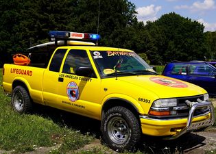 Samochód w stylizacji filmu słoneczny Patrol