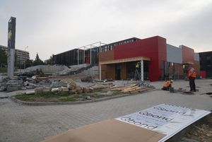Budowa centrum handlowego "Gwarek"