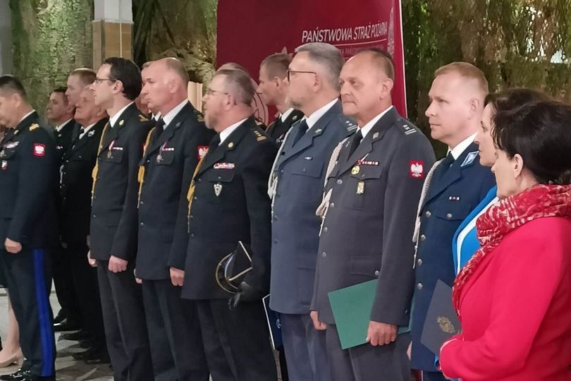 Zdjęcie przedsniawia obchody Dnia Strażaka.