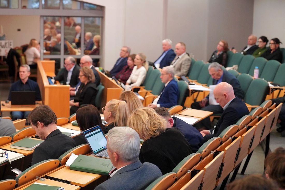 radni podczas posiedzenia Rady Miasta