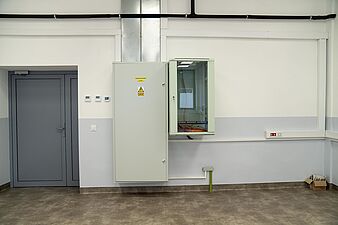 główna skrzynia z napięciem 