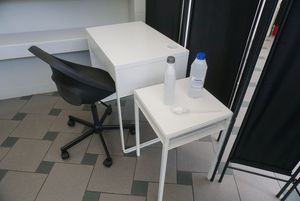 Wnętrze punktu szczepień - miejsce szczepienia