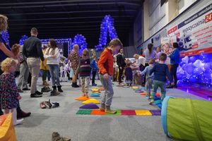 Zdjęcie przedstawia Bal Wcześniaka.