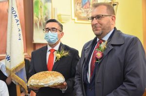 uroczystości dożynkowe w kościele w Szerokiej - wiceprezydenci Jastrzębia-Zdroju