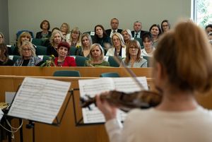 uroczystość wręczenia nagród nauczycielom w sali obrad rady miasta