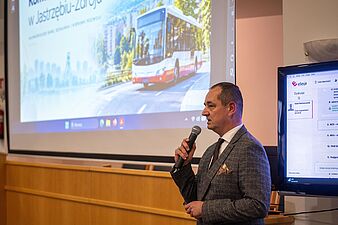 Dyrektor biura MZK Rafał Stelmaczonek